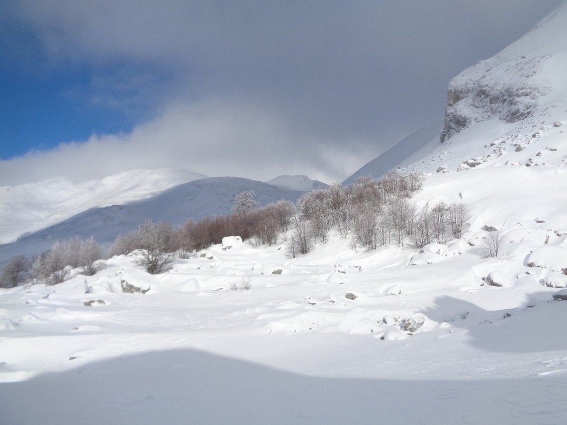 Le Rocce erranti coperte di neve