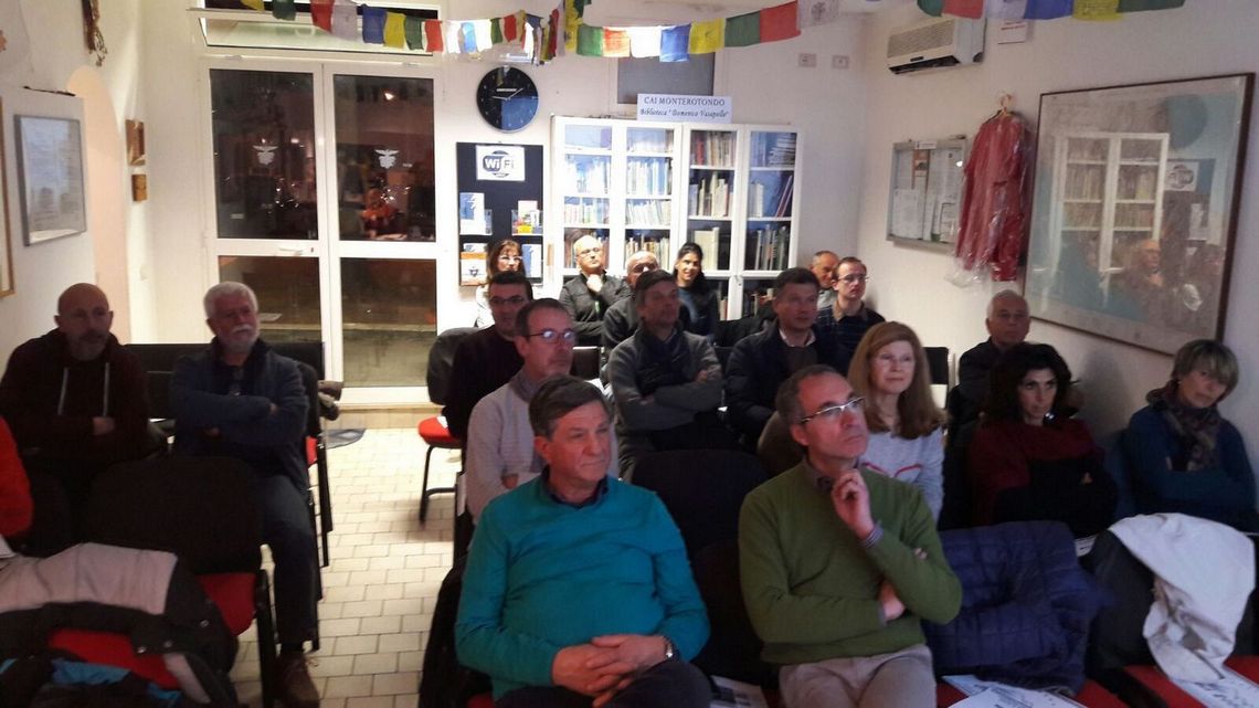 La piccola ma organizzatissima sala