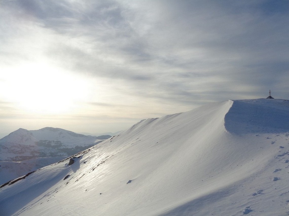 La cresta che scende dal Monte Puzzillo verso la Miniera