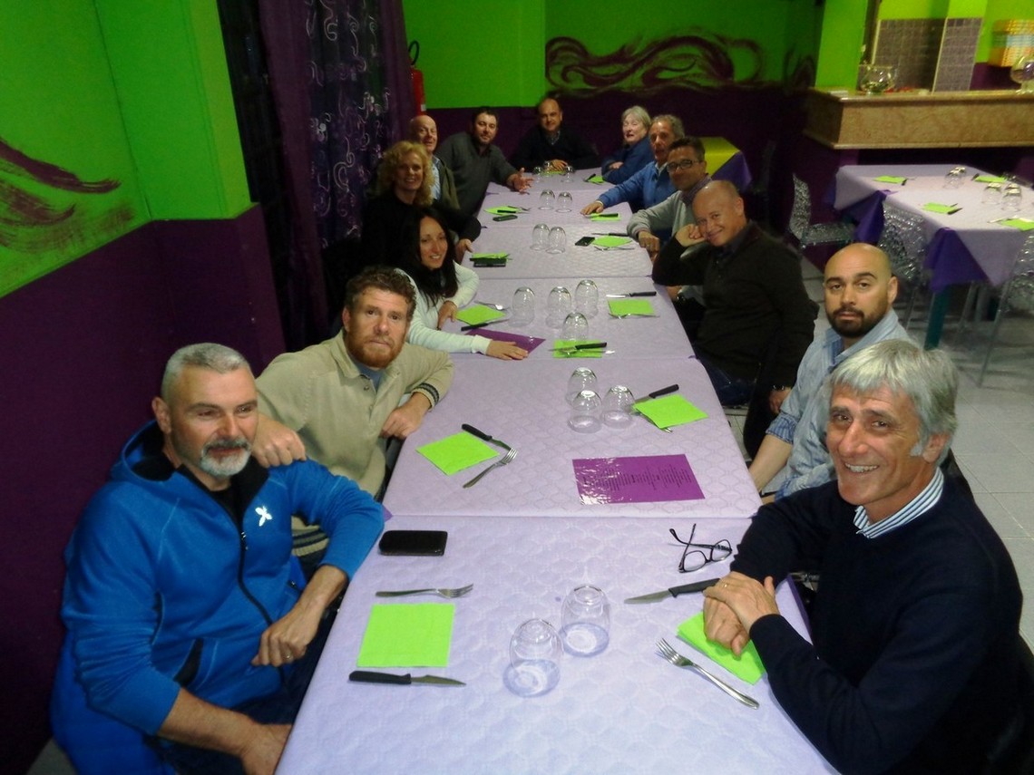 Tutti insieme a festeggiare