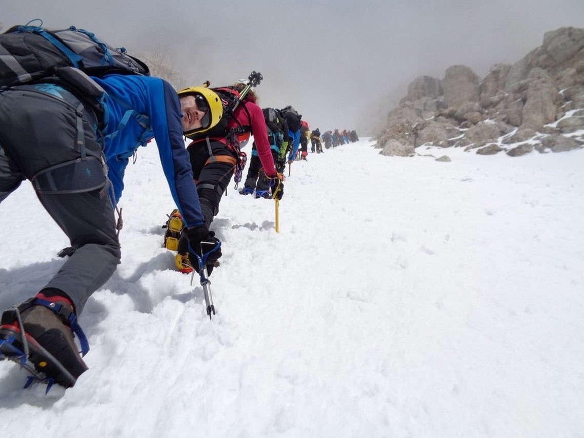 La neve è buona e Edoardo mi guarda