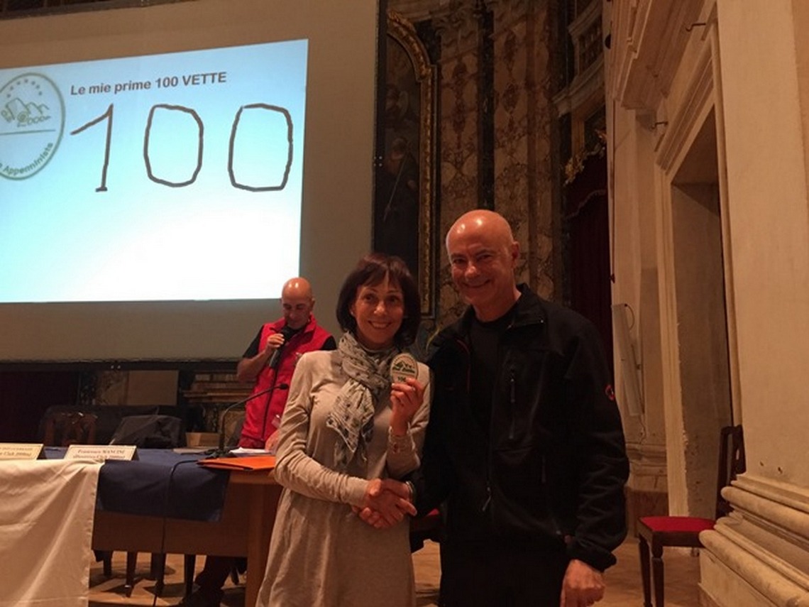 Rieti, 12 Dicembre 2015 Gemma CERINI con lo scudetto delle 100 Cime