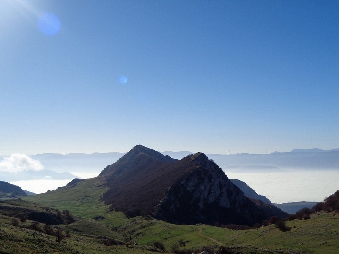La Cresta del Monte Savina e del Monte Etra fotografati nel 2015