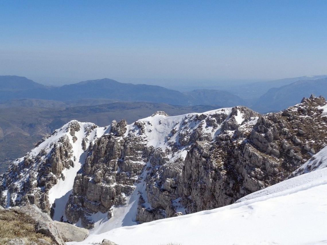 Punta Aquila (Sx) e Peschio Fracido (ds)