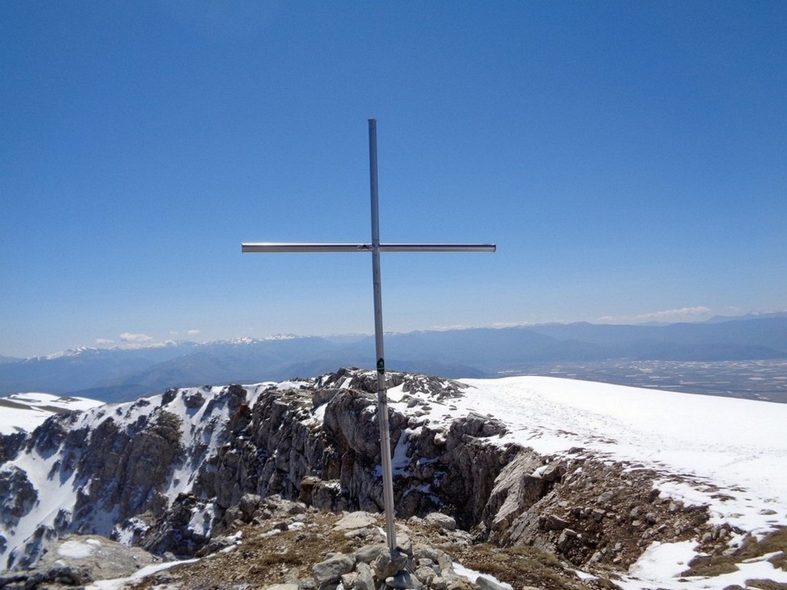 Quota 2348m