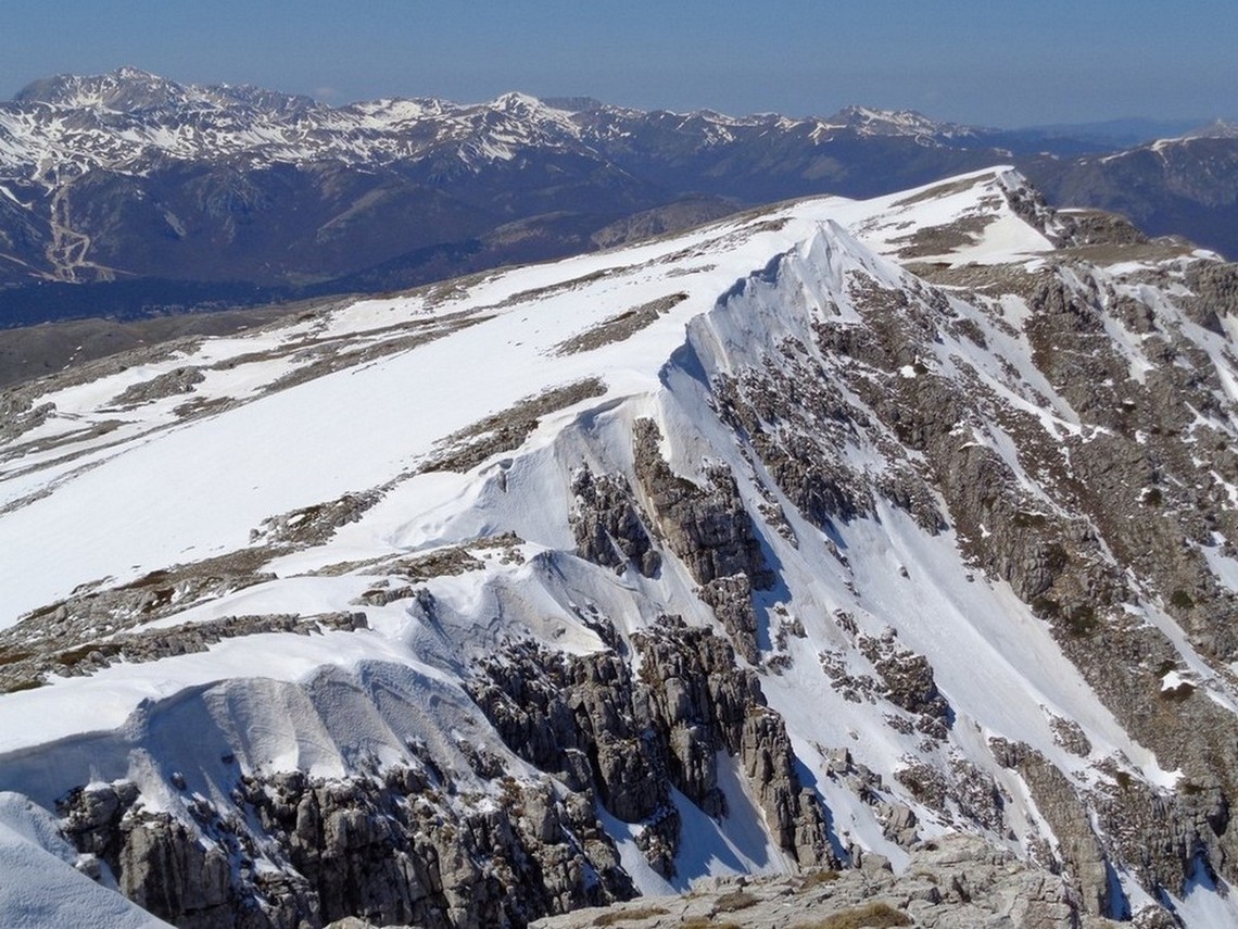 Uno sguardo verso Punta macerola