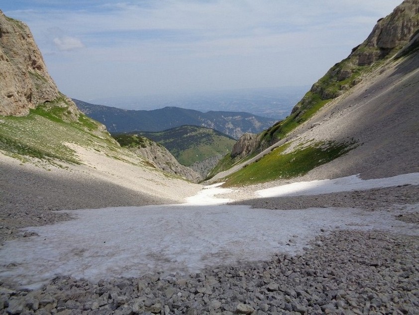Se scivoli d'inverno o a Primavera vai a finire in un imbuto