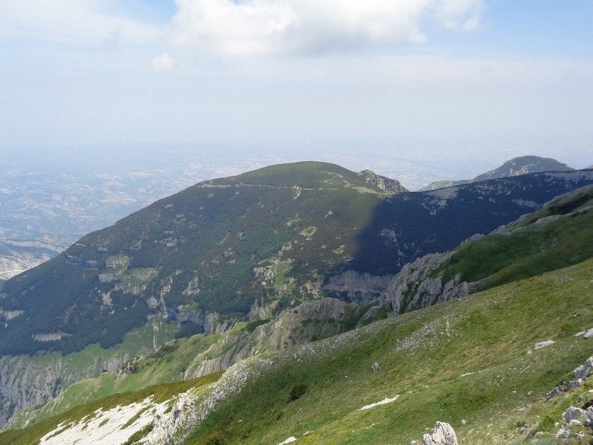 Sullo sfondo il Monte D'Ugni