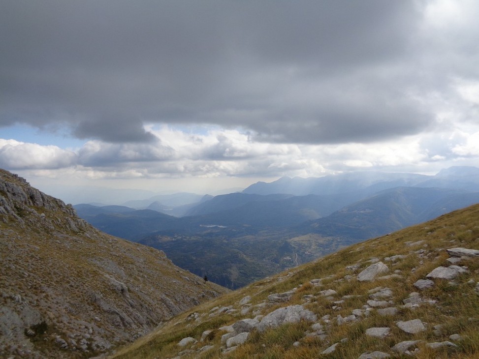 I Laghi sullo sfondo