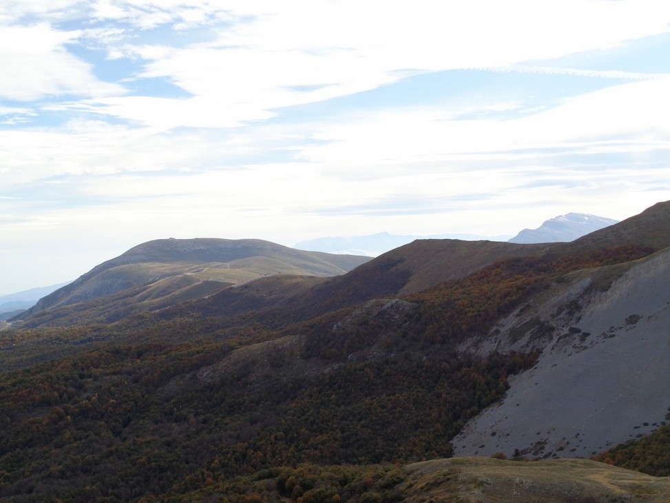 Verso Punta dell'Azzocchio e Colle del Nibbio