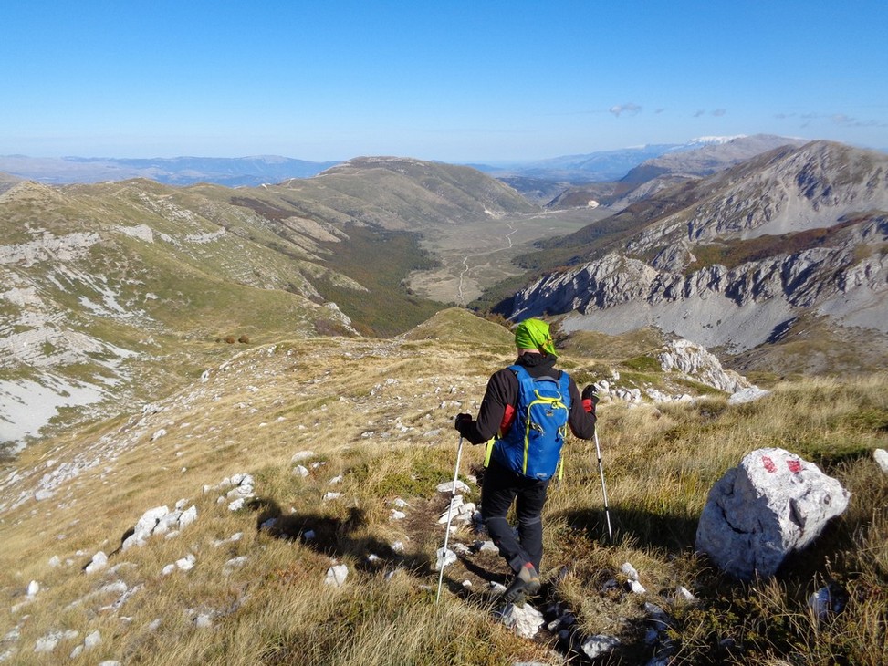 Gianluca e i Piani di Pezza sullo sfondo