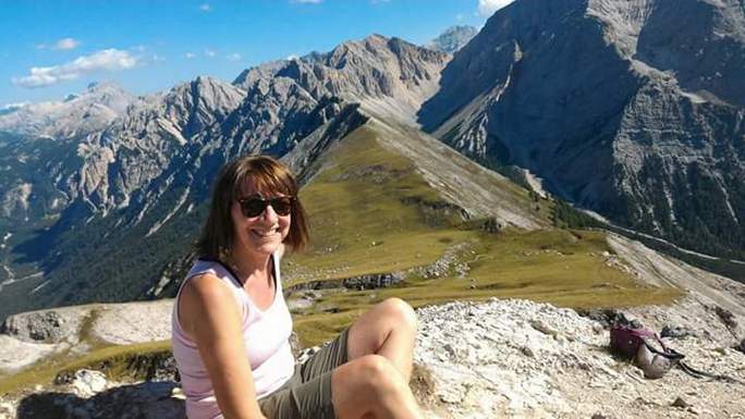 Priska sulle montagne dei luoghi di nascita