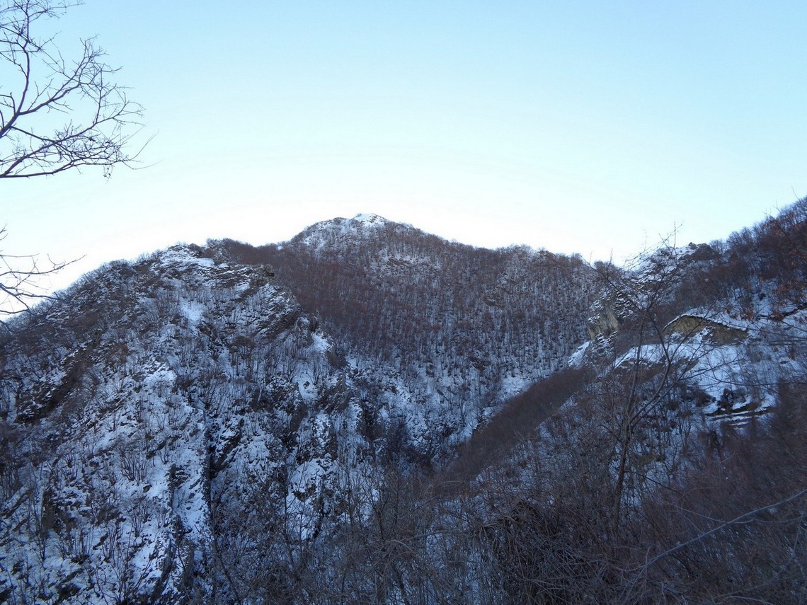 Si inizia a vedere Monte Ruella