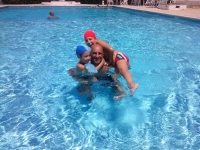 Con Daniele e Alessio in piscina