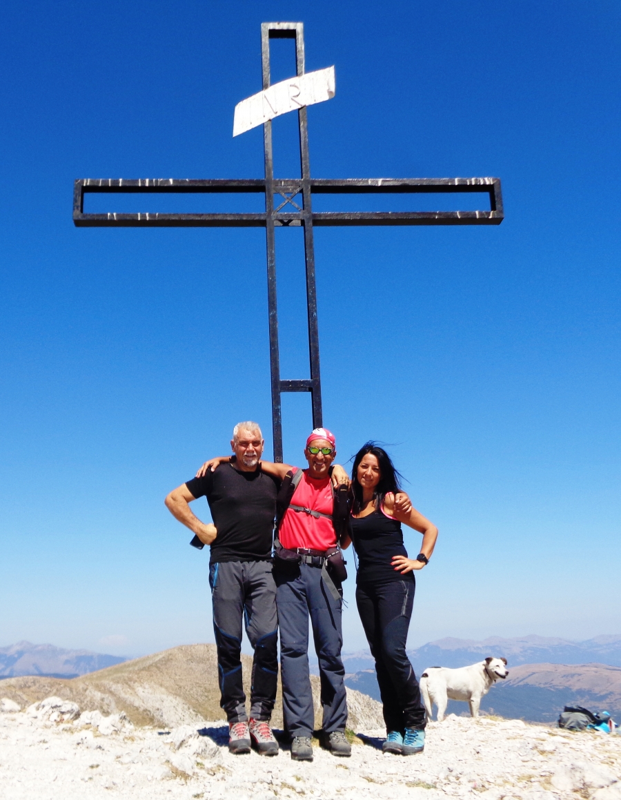 Con Silvia Brunelli e Sergio Mattei degli SCARPONI di Sella di Corno dell'Aquila per il ritorno sul Monte Calvo