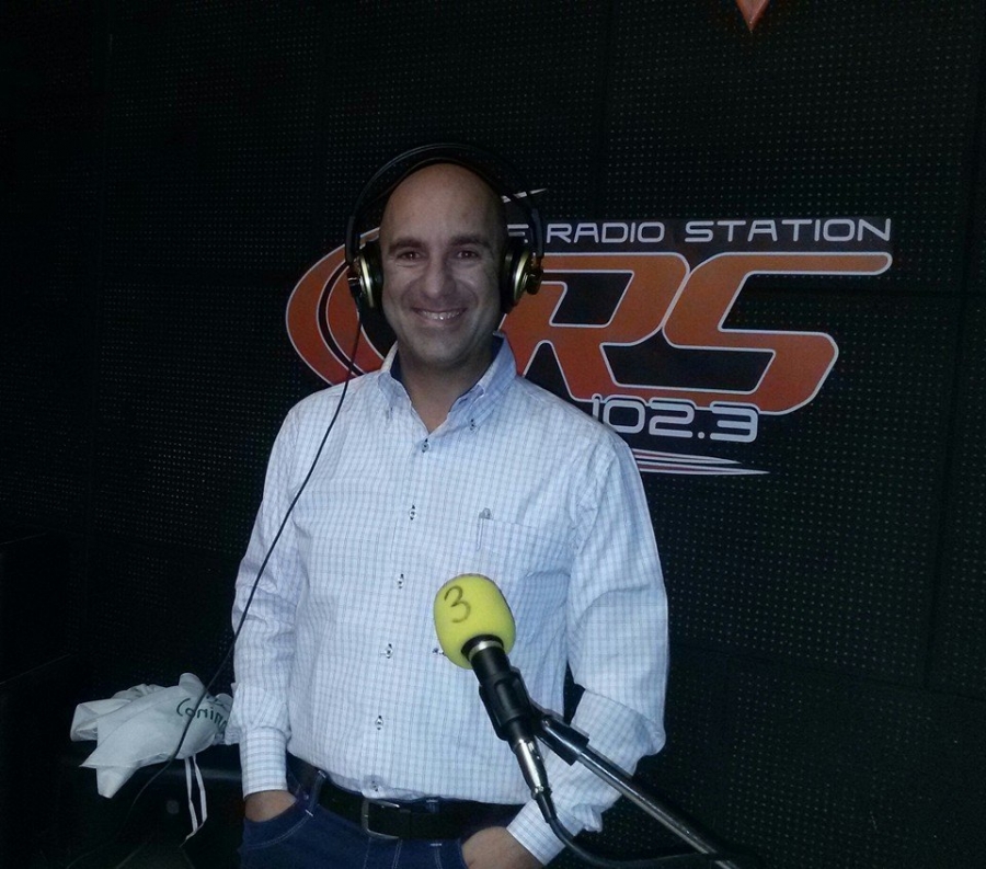 Ringraziando...
