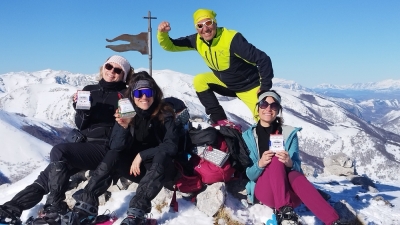 Vacanze di Natale con il ritorno di Ambra, Ilaria e Viviana per il bianco anello del Monte Godi sul PNALM