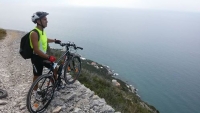 SOLITARIA MTB di 32 KM ALLA SCOPERTA DEL MONTE CIRCEO CON L&#039;INCREDIBILE INCONTRO SOTTO LA CROCE DELL&#039;AMICO MAESTRO FEDERALE MTB OTTAVIO MASSA