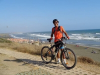 Solitaria di 30 Km per i litorali Laziali del Tirreno fra ciclabili, sterrate, paludi, spiagge e strade