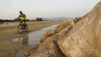 Allenamento MTB serale sulla spiaggia del Circeo