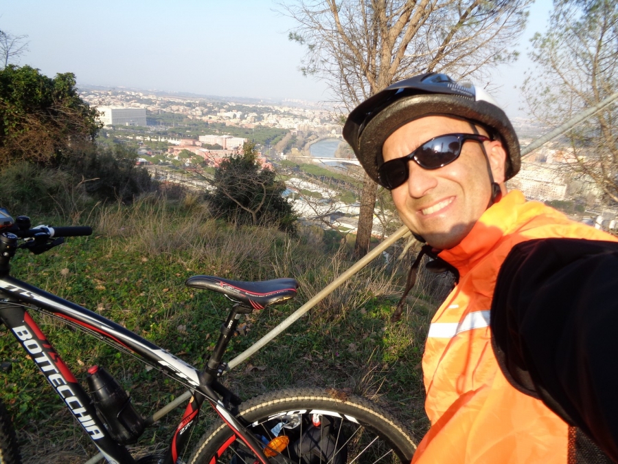 30 Km di SOLITARIA MTB FRA I PARCHI DI ROMA