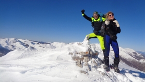 Con il fascino di Luisa Di Gennaro per il bianco anello sul Monte Godi nel PNALM