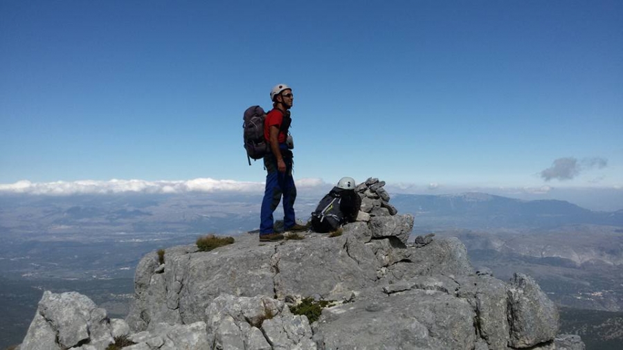 Una montagna nella montagna: "Il Tempio" del Sirente (Alt.2099)