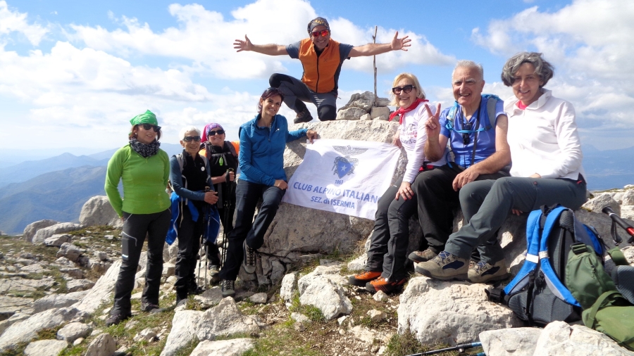 Direttore di escursione per il CAI di Isernia e l'incredibile Luciana Velardo per l'anello del Monte Morrone sulla Duchessa