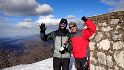 Brindisi di Natale con lo ZAR Matteo Zarini per il grande anello dell'imbiancato Monte Gennaro sui Lucretili