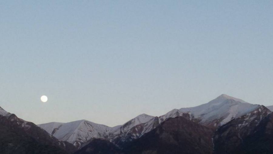 e la luna nascente...