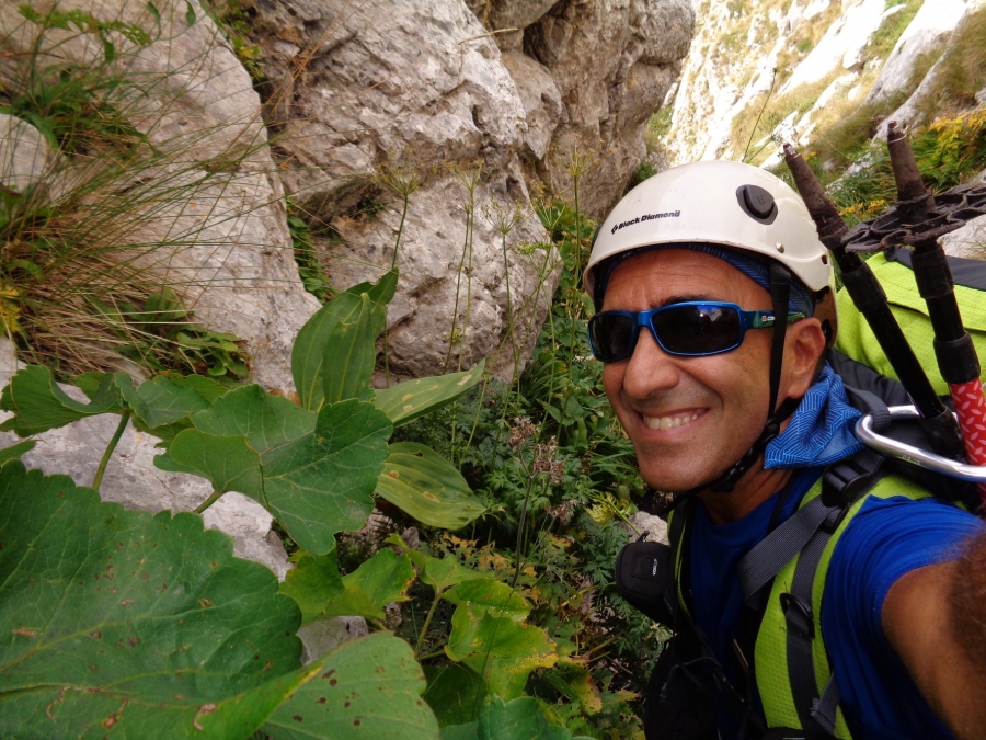 Il ritorno sulla Direttissima del Velino per un grande anello con i LUPI di MALAFEDE