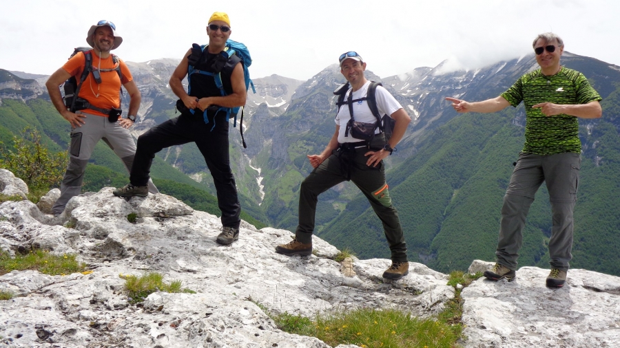 Con i 3 Moschettieri del CAI LANCIANO IURISCI-SIRENI-LUONGO per l'anello dell'eremo di San Giovanni all'Orfento sulla Majella