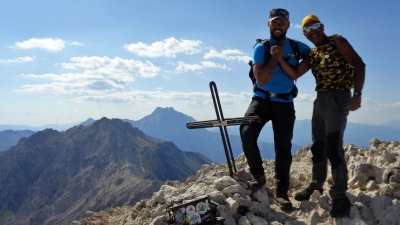 Con la rinascita di Marco Mei per l'anello sulla aerea cresta delle cime da Fonte Vetica fino al Monte Camicia del Gran Sasso D'Italia